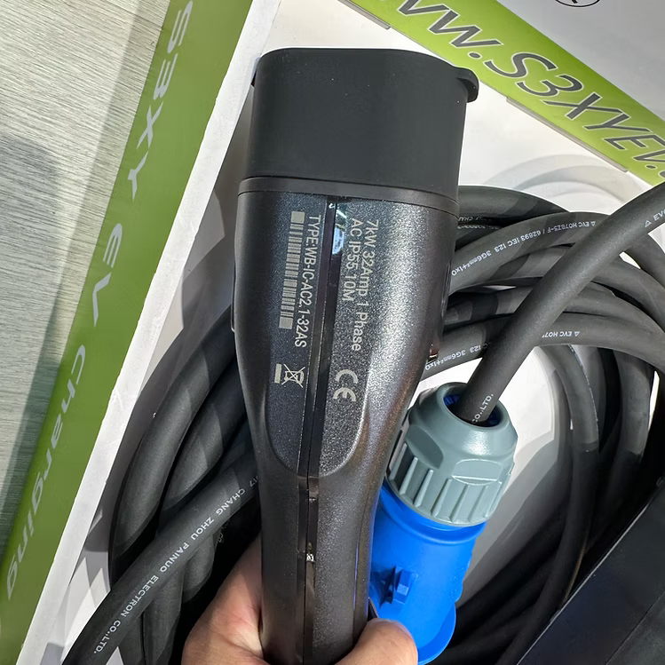S3XYEV 32A雙溫控+B型漏電保護藍色工業頭3針(56mm)CEE to Type 2 充電器(屏幕顯示+Bluetooth+Apps)