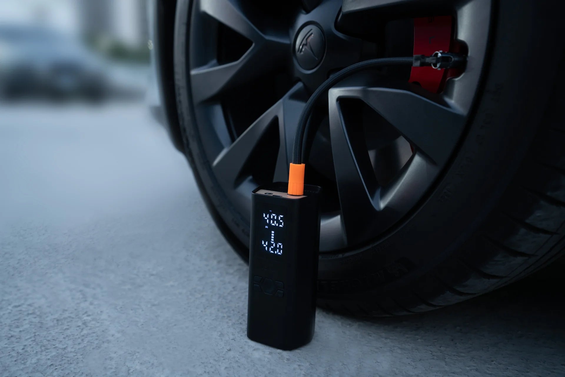 Jowua 100W Portable Air Compressor for Tesla