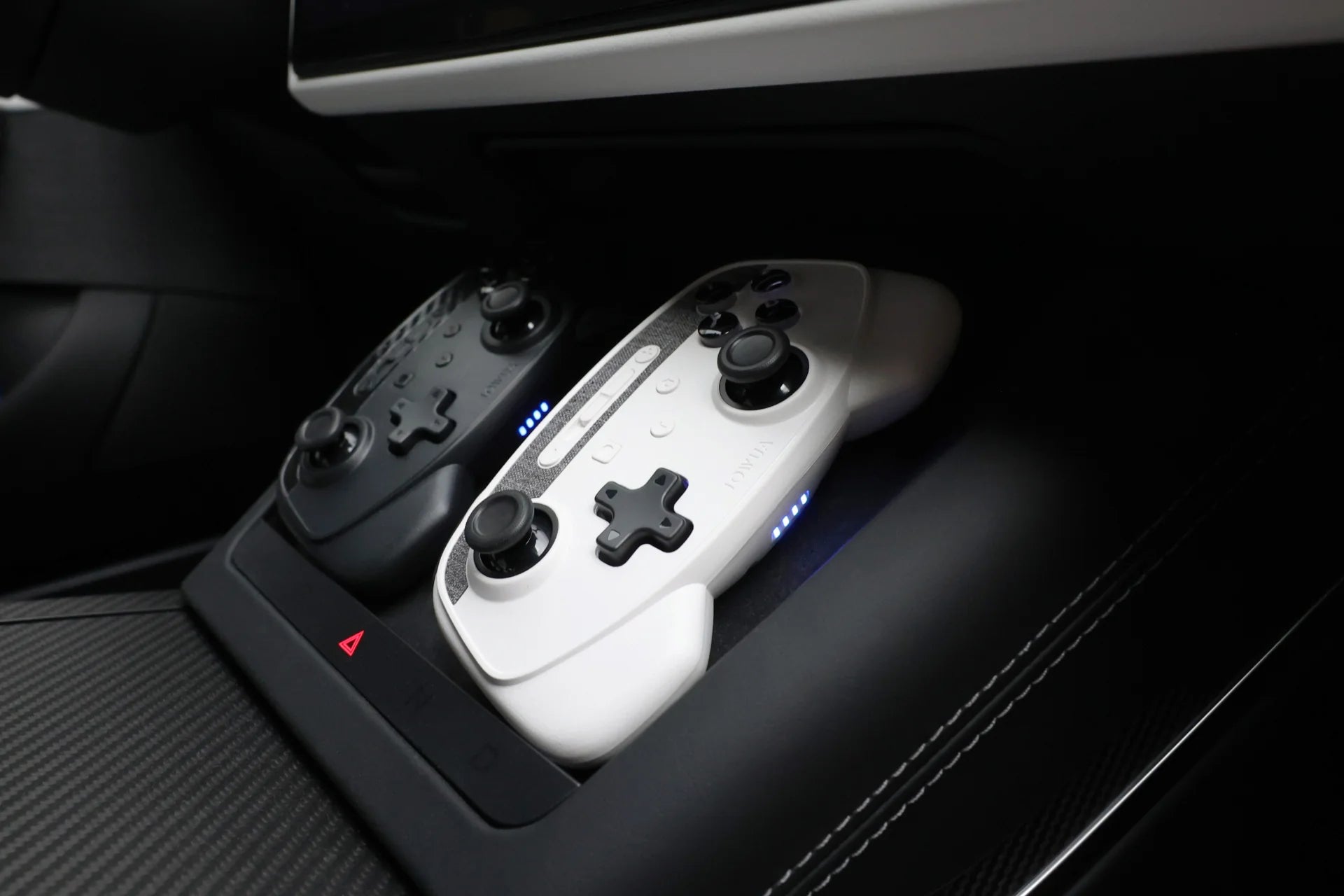 Jowua Tesla Gaming Controller - (Wireless Charging)