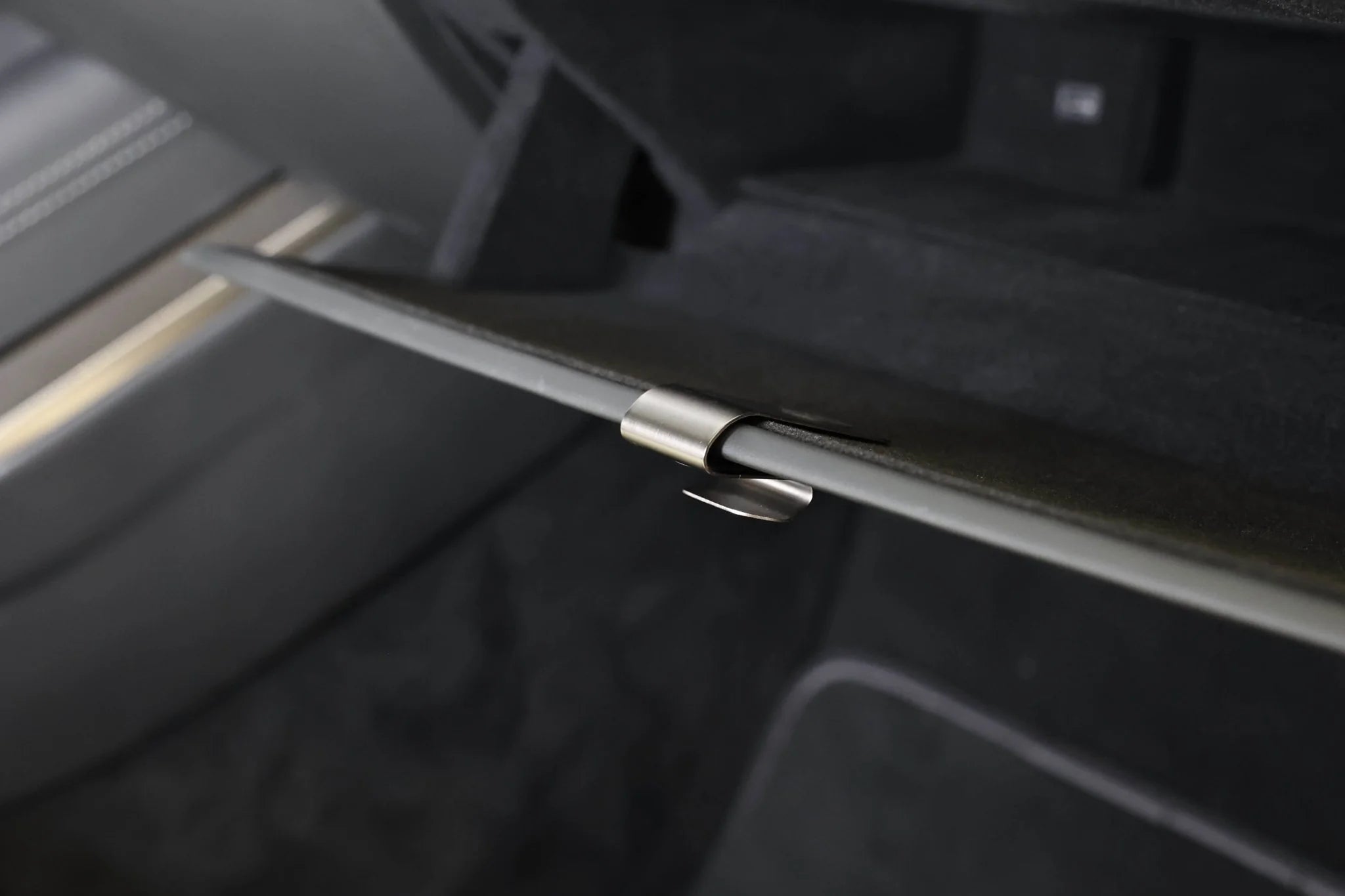 Jowua Glovebox Hook Tesla Model 3 Highland 2024+/Y Juniper 2025+