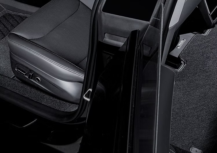 HALOBLK Model 3 Highland (2024+)專用全包圍防水腳踏墊（連毛毯）右軚版（現貨）